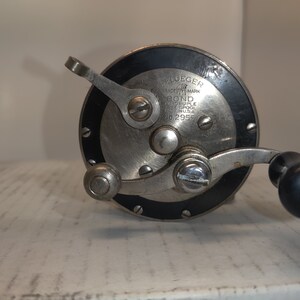 Moulinet De Pêche Vintage Pflueger - Quadruple Libre - Occasion Avec Vis Manquante
