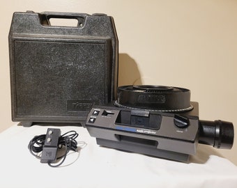 Kodak Carousel 4600 diaprojector onderhouden, volledig functioneel, zie video