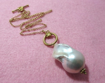 SALE 25 % OFF Natural AAA18mmx30mm Flamball Baroque White Pearl,18K Vermeil Gold Toggle Clasp,Ball Head Pin,Daisy Spacer,Rolo Chain Necklace
