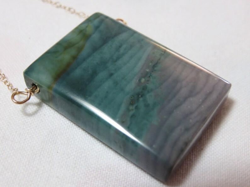 SALE 25/% OFF Natural Wave Jasper Smooth Cushion Shape Pendant and 14K Solid Yellow Gold Necklace