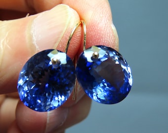 SALE 25% OFF Natural Flawness Royal Blue Ceylon Sapphire Oval Cut (26.05 cts) 14x12mm and 14K Solid Yellow Gold Earwires Earrings