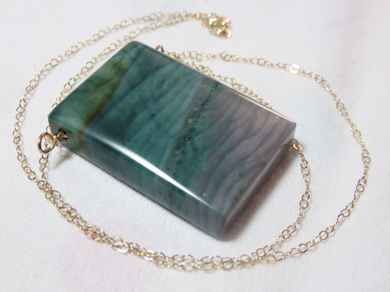 SALE 25/% OFF Natural Wave Jasper Smooth Cushion Shape Pendant and 14K Solid Yellow Gold Necklace