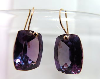 SALE 25% OFF Natural Flawless Color change Alexandrite Cushion Shape (37.5 cts) 14X10mm and 14K Solid Yellow Gold Earwires Earrings