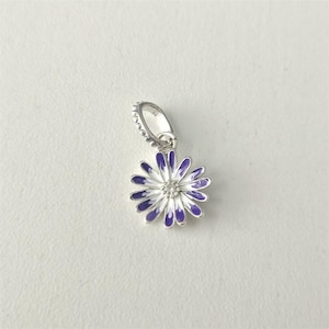 pandora purple daisy charm