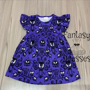 The Haunted Mansion Girl Dress Wallpaper Print