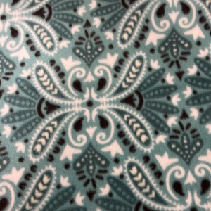 Crate Mat - Black and White Arabesques on Teal