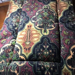 Patchwork Flowers on Yellow Crate Mat