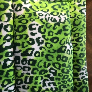 Lime and White Leopard Print Fleece Crate Pad