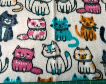 Tappetino per cuccia Happy Cats su pile rosa