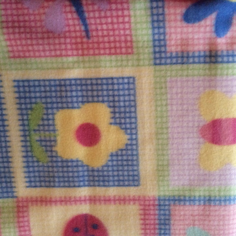 Patchwork Flowers on Yellow Crate Mat