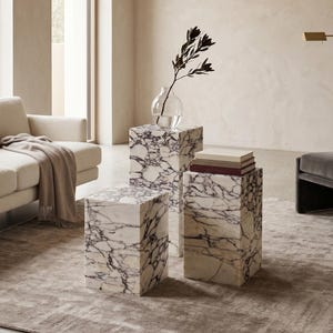 Tavolino da caffè in marmo Calacatta Viola / Tavolino con piedistallo in marmo / Tavolino con zoccolo / Tavolino d'appoggio personalizzabile con tre opzioni di dimensioni