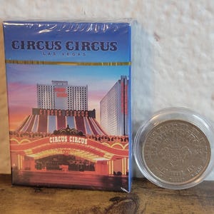 Conjunto de presente You're Aces com cartas de baralho Las Vegas e ficha de jogo
