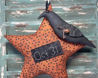 Halloween Door Hanger, Star with Crow, Primitive Decor, Ornie