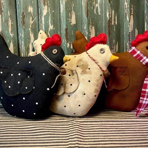 Farmhouse Chicken - Primitive Cabinet Tuck - Rustic Shelf Sitter