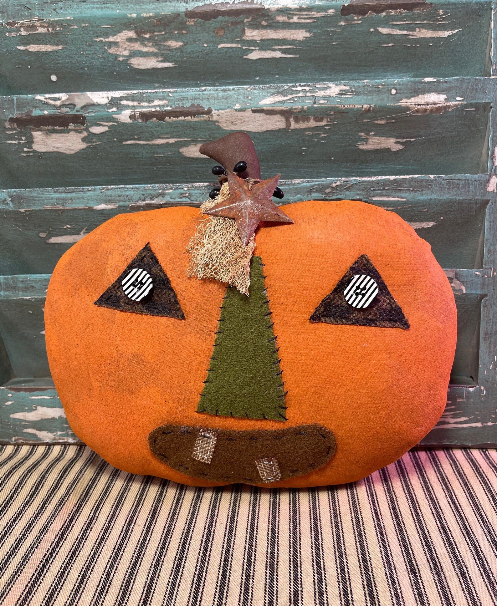 Primitive Jack O Lantern - Halloween Decor - Pumpkin Shelf Sitter - Etsy