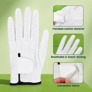K&ouml;nnte beinhalten: Ein wei&szlig;er Golfhandschuh mit perforierten Fingern zur Bel&uuml;ftung, einem strukturierten Handgelenksbereich und einem Klettverschluss. Drei Eins&auml;tze zeigen das hochwertige Ledermaterial, die atmungsaktiven, schwei&szlig;ableitenden Eigenschaften und den Klettverschluss.