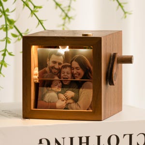 Custom Photo Flipbook Frame, Personalized Wooden Gift for Mom, Dad, Wedding, Anniversary Gift Couple Gift For Her/Him, Unique Home Decor