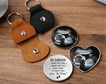 Jetzt können Sie mich tragen Personalisierte Leder Fototasche Umarmung, Vatertagsgeschenk, erste Mal Vater Geschenk, neuer Vater Geschenk, Ehemann Geschenk neues Baby Geschenk