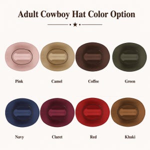 Pode incluir: Uma tabela de cores para chap&eacute;u de cowboy adulto com oito vistas superiores de chap&eacute;us em rosa, camelo, caf&eacute;, verde, azul marinho, bord&ocirc;, vermelho e c&aacute;qui. O texto no topo diz Adult Cowboy Hat Color Option, com cada cor rotulada abaixo do chap&eacute;u.
