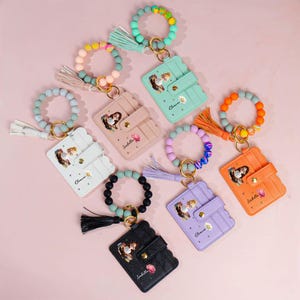 Geburts-Blumen-Buch-Liebhaber, personalisierte Schlüsselbund-Armband-Leder-Mappe, benutzerdefinierte Schlüsselanhänger, Geschenk für Buchliebhaber, Armband, Damenbrieftasche