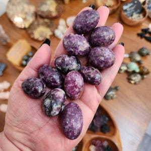 AAA Grade Purple Lepidolite Tumbled Stone: Calming Crystal with Mica