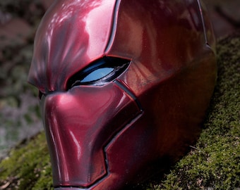 Red Hood Mask – DC Cosplay Helmet with LED Eyes & Premium Paint Finish | Custom Fit, Normal or Battle Damage