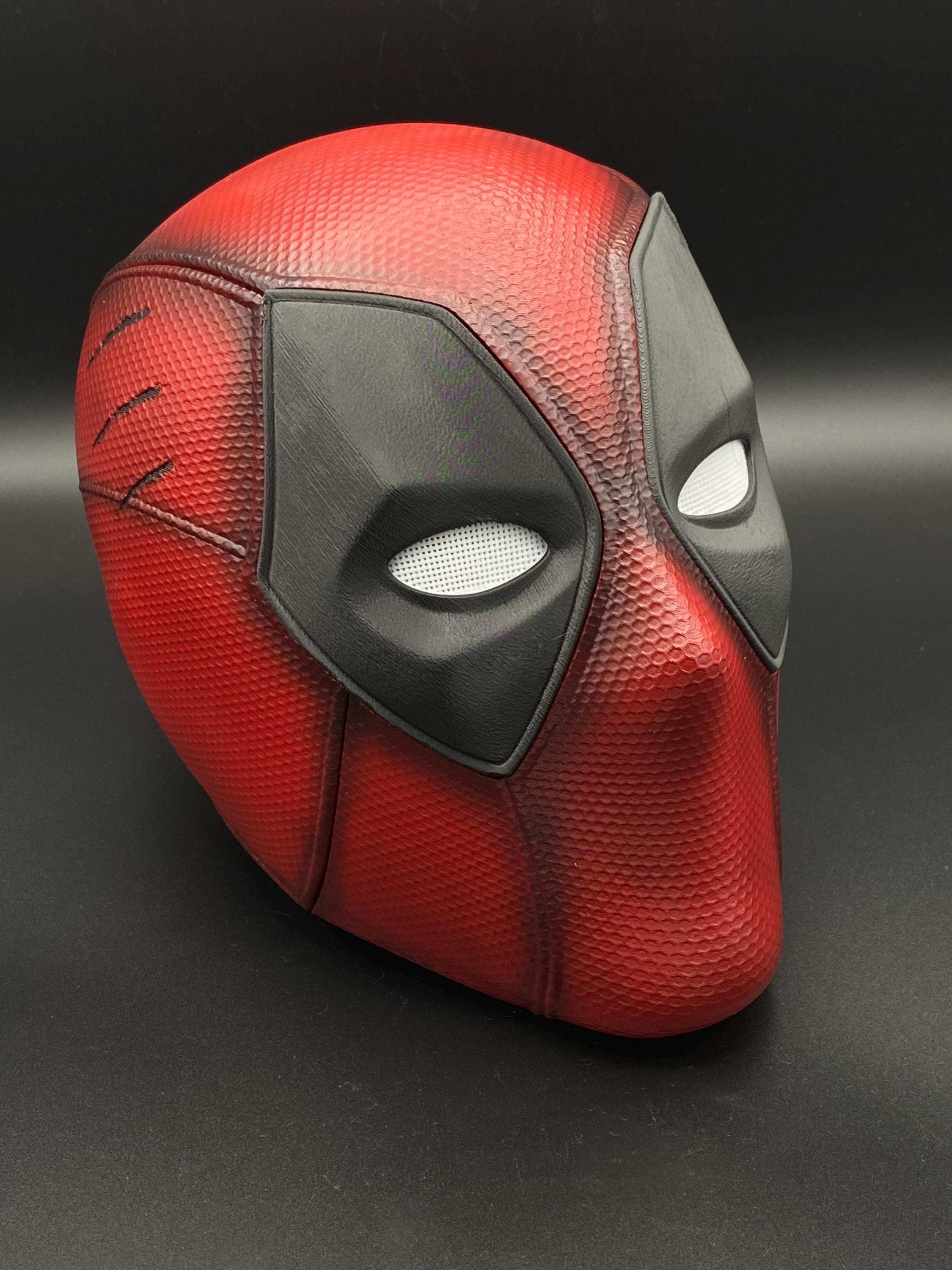 実物大　デッドプール　マスク　レプリカ　デットプール　ウルヴァリン ウルヴァリンの攻撃痕跡が残るデッドプール3のマスク - Etsy 日本