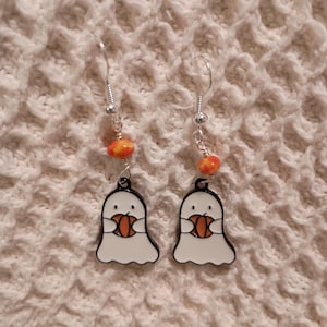 Adorable ghost earrings