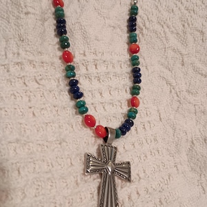 Collar de cruz del suroeste