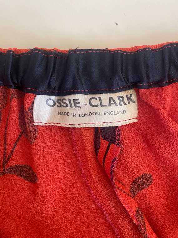 1970s Ossie Clark Red Celia Birtwell Print Shorts - image 9