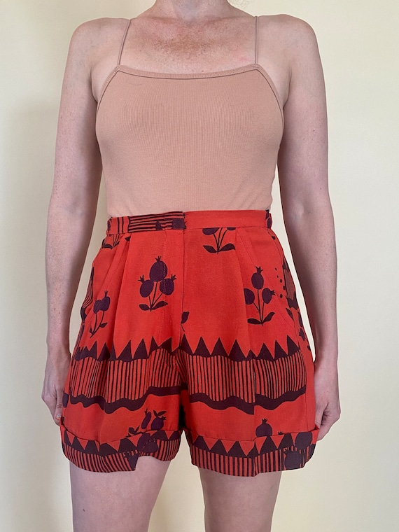 1970s Ossie Clark Red Celia Birtwell Print Shorts - image 7