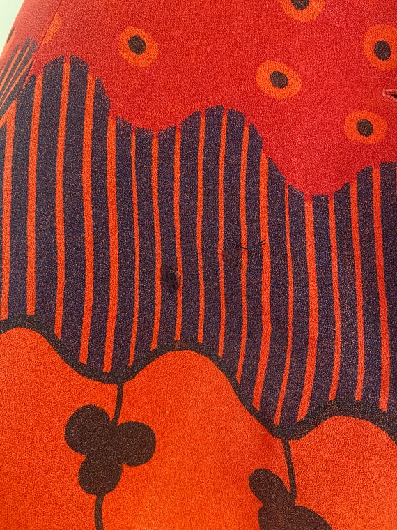 1970s Ossie Clark Red Celia Birtwell Print Shorts - image 8