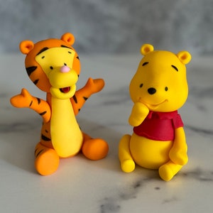 Winnie the Pooh cake topper , Winnie the Pooh toppers , Winnie he Pooh and tiger , Winnie the Pooh birthday , Pooh fondant topper , Pooh