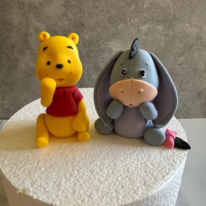 Winnie the Pooh , classic Pooh , pooh and friends fondant topper , Winnie the pooh topper , baby shower cake topper , pooh theme , pooh cake