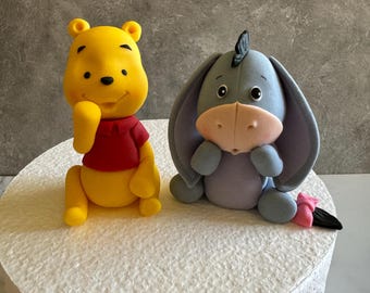 Winnie the Pooh, clásico Pooh, adorno de fondant de Pooh y sus amigos, adorno de Winnie the Pooh, adorno para tarta de baby shower, temática de Pooh, tarta de Pooh