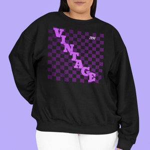 90s Checkerboard Sweatshirt: Trendy Vintage Style
