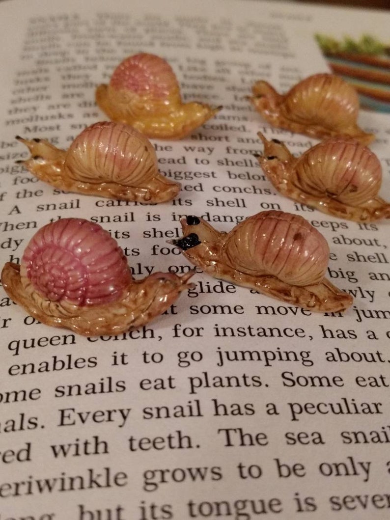 imperfections 6 x Vintage Snail Miniatures