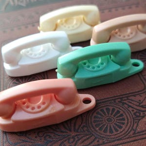 1pc Vintage "PRINCESS PHONE" Plastic Key Chain / New Old Stock / CHOICE of color - pink or white