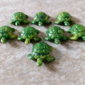 8pc Sea Turtle Vintage Plastic 1&quot; Mini Reptiles, tortoise turtles miniature lot, terrarium diorama supplies, altered art, made in Germany
