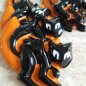 3pc or 6pc Vintage Scaredy Cat + Crescent Moon Decoration / cake pop top topper / unused new old stock / thin plastic / Halloween black cat