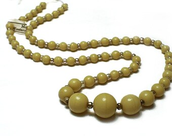 VINTAGE Strand of Graduated Glass Beads: Sand / bead hank