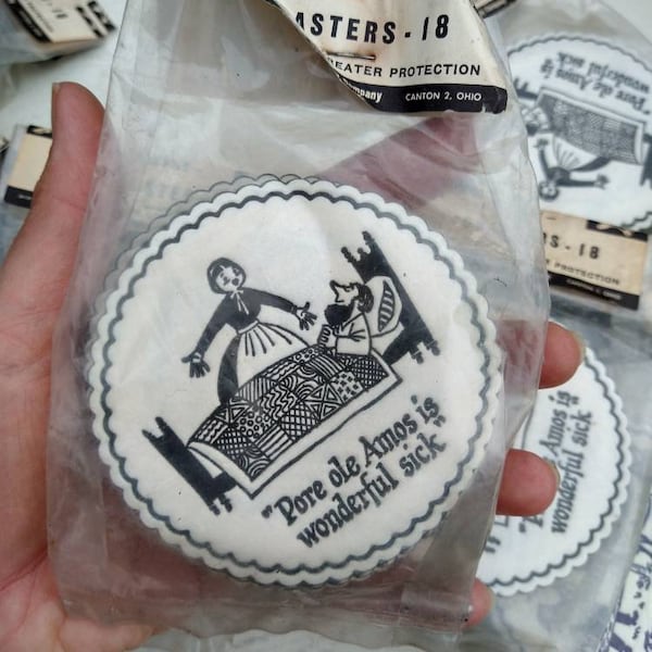 YOUR CHOICE of style : 18pc Package of Vintage Pennsylvania Dutch Paper Napkin Coasters