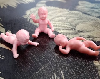 Vintage Miniature BABIES 3pc SET / Plastic Baby Miniatures / highly detailed, unpainted, new old stock, tiny dolls, thumb sucker