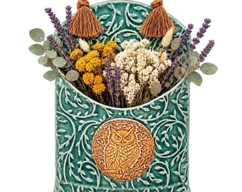 Owl Wall Pocket Vase: Hand-Formed Green Glazed Ceramic with Rope Hanger