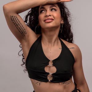 Black Crop Top with Rings, Pole Top, Cutout Top for Dance, Festival Black Cropped Top,  Rave Bra, Cyber Goth Style, Pole Performance