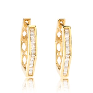 Diamond Huggie Hoops,Solid 18K Gold Diamond Hoop Earrings,14K Gold Mini Hoops,Minimalist Earrings,Gift for Her,Gold Hoops,Tiny Hoop Earrings