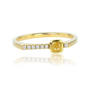 Cushion Yellow Diamond Engagement Ring,Canary Yellow Cushion & Round Cut Diamond Ring,Yellow Stone Ring,Solitaire Ring,Promise Ring.