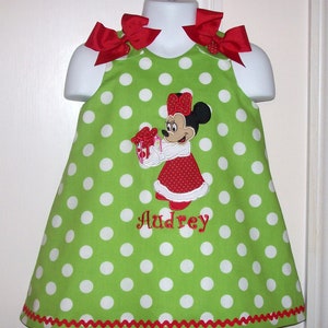 Lime Polka Dot Christmas Minnie Mouse With Present Applique - Etsy