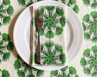 Green Radial Vintage Floral Dinner Napkin Set of Four