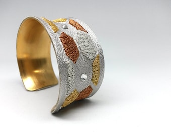 Embroidered Bounty Cuffs (pale hexagons)